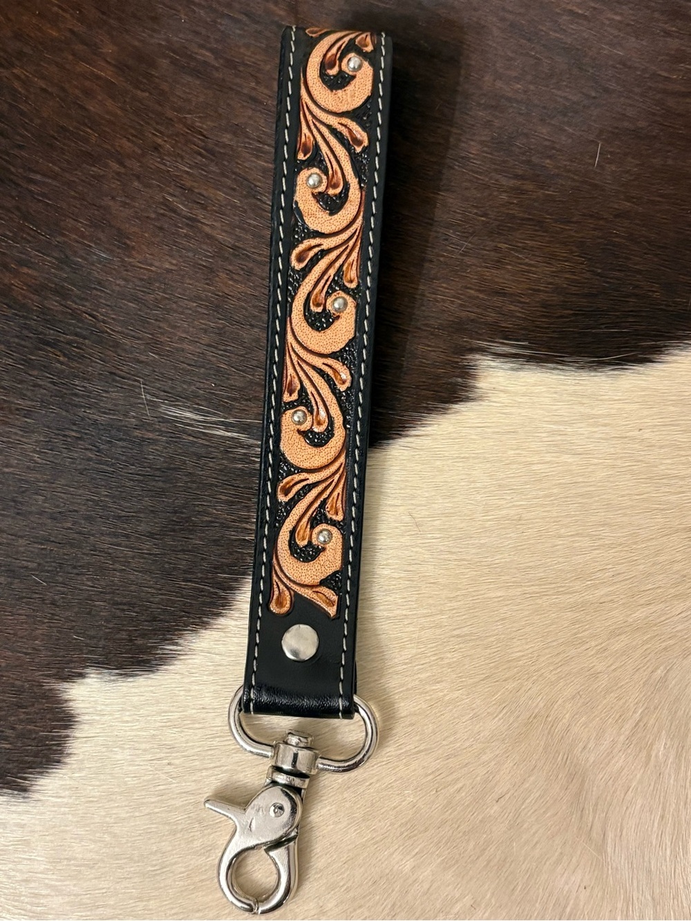 Black Leather Key Fob with Tan Floral Tooled Accent